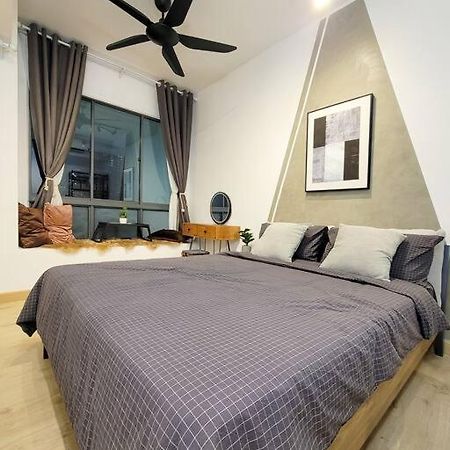 Апартаменты C14B Modern Infinity Pool Klcc Balcony View Куала-Лумпур Экстерьер фото