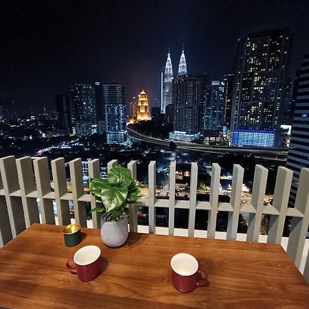 Апартаменты C14B Modern Infinity Pool Klcc Balcony View Куала-Лумпур Экстерьер фото